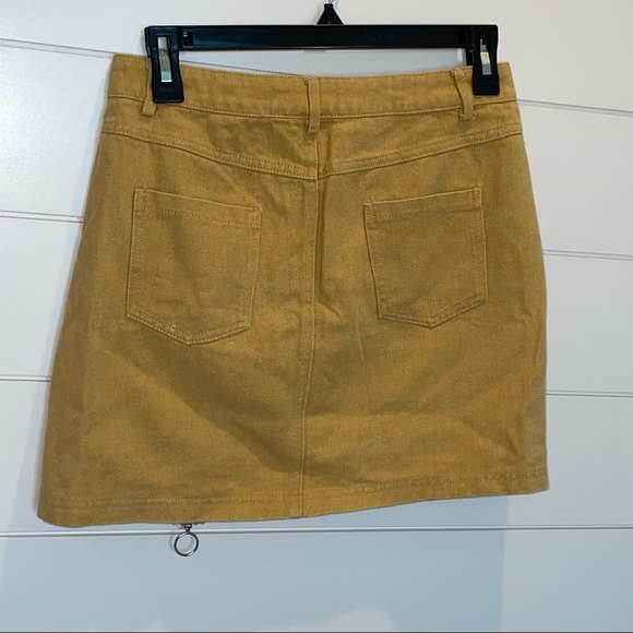 L.I.A Love is All Gold skirt - Picture 2 of 8